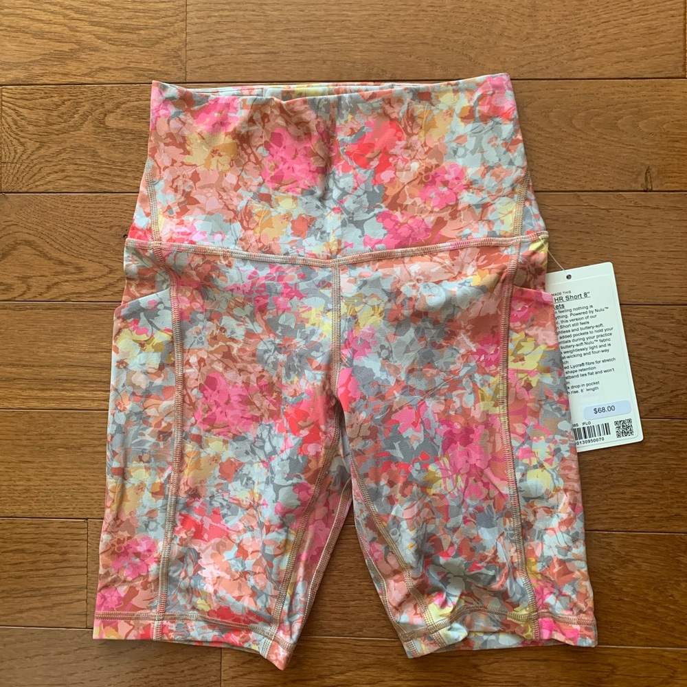 💕LULULEMON ALIGN HIGH RISE SHORT WITH POCKETS 8”💕 - Picture 3 of 16